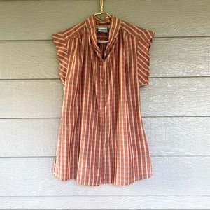 Darling vintage plaid button-up summer top!